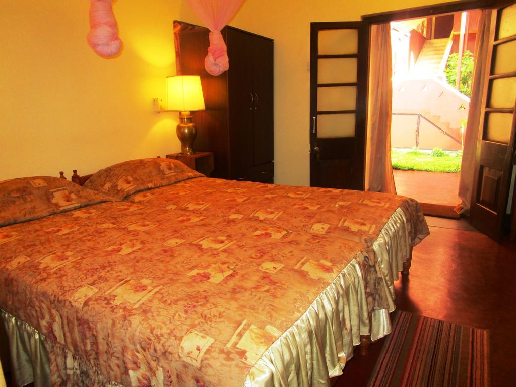 Hotel Shalini Anuradhapura Camera foto