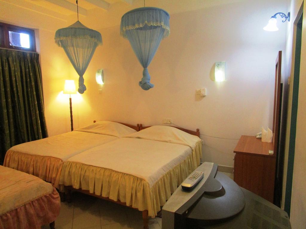 Hotel Shalini Anuradhapura Camera foto